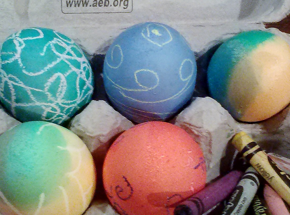 Coloring Easter Eggs #EasterTraditions #CatholicCentral #ad 