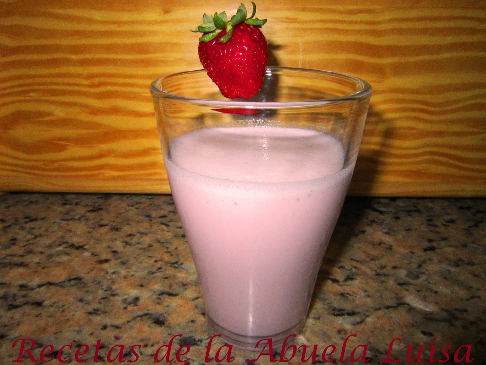 BATIDO DE FRESA : Recetas de la Abuela Luisa