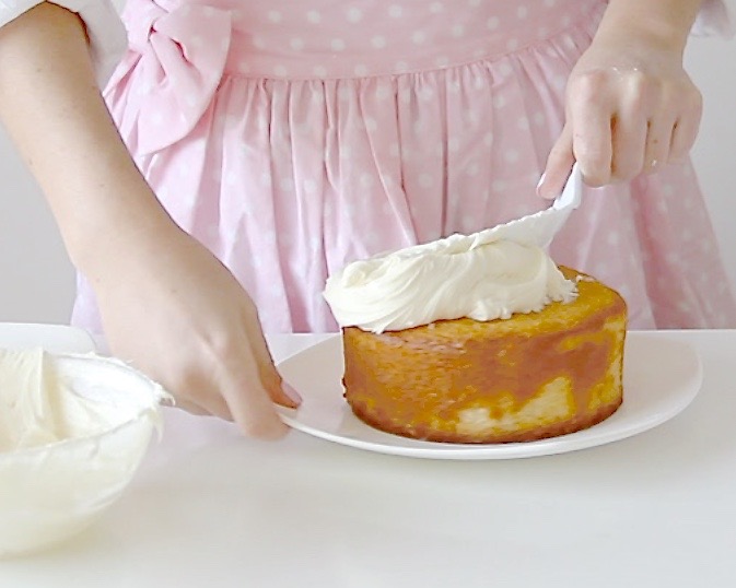 Gnome Cake - Delicious Vanilla Cake Recipe with Buttercream Frosting