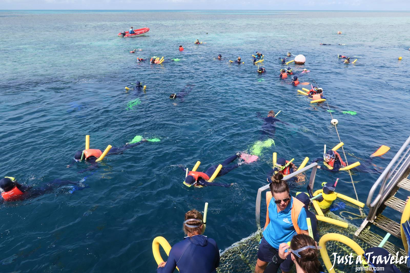 聖靈群島-景點-推薦-大堡礁-浮潛-潛水-行程-玩水-一日遊-遊記-攻略-自由行-旅遊-澳洲-Whitsundays-Great-Barrier-Reef
