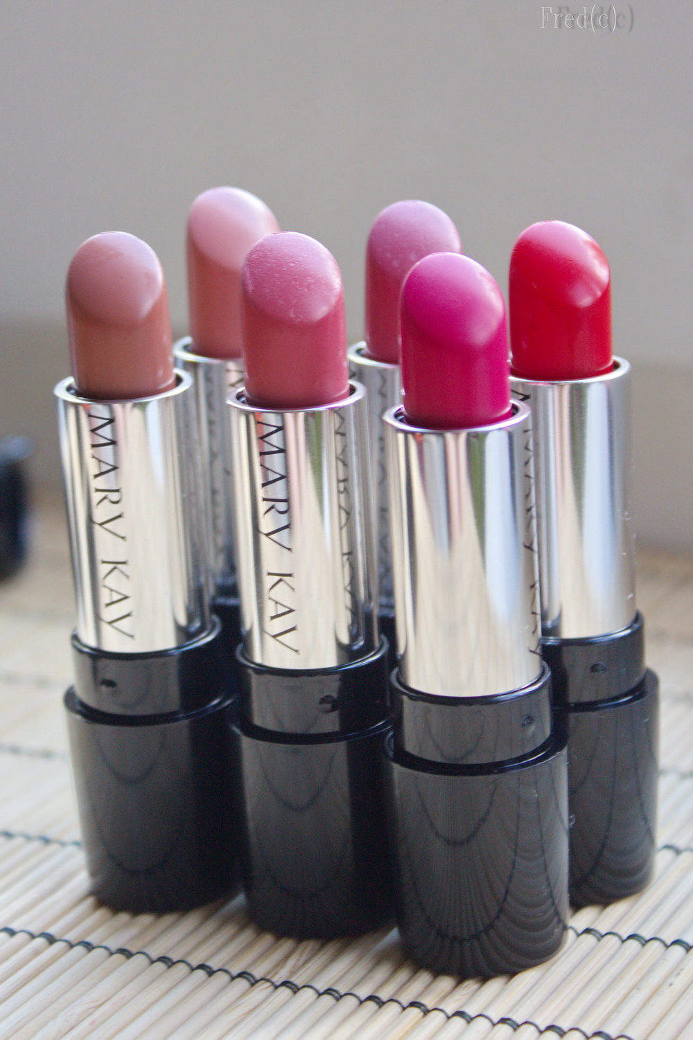 luntik-porno-gubnaya-pomada-meri-key-abrikosoviy-mozhno