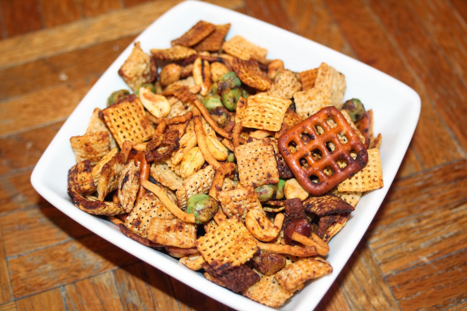 Julie Bakes Sriracha Chex mix