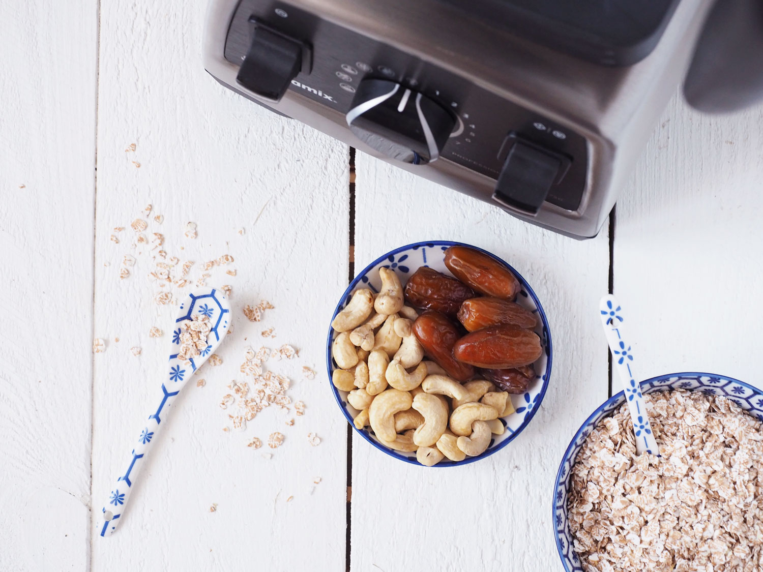 Sie haben es in sich Meine veganen Energy Balls und der Vitamix