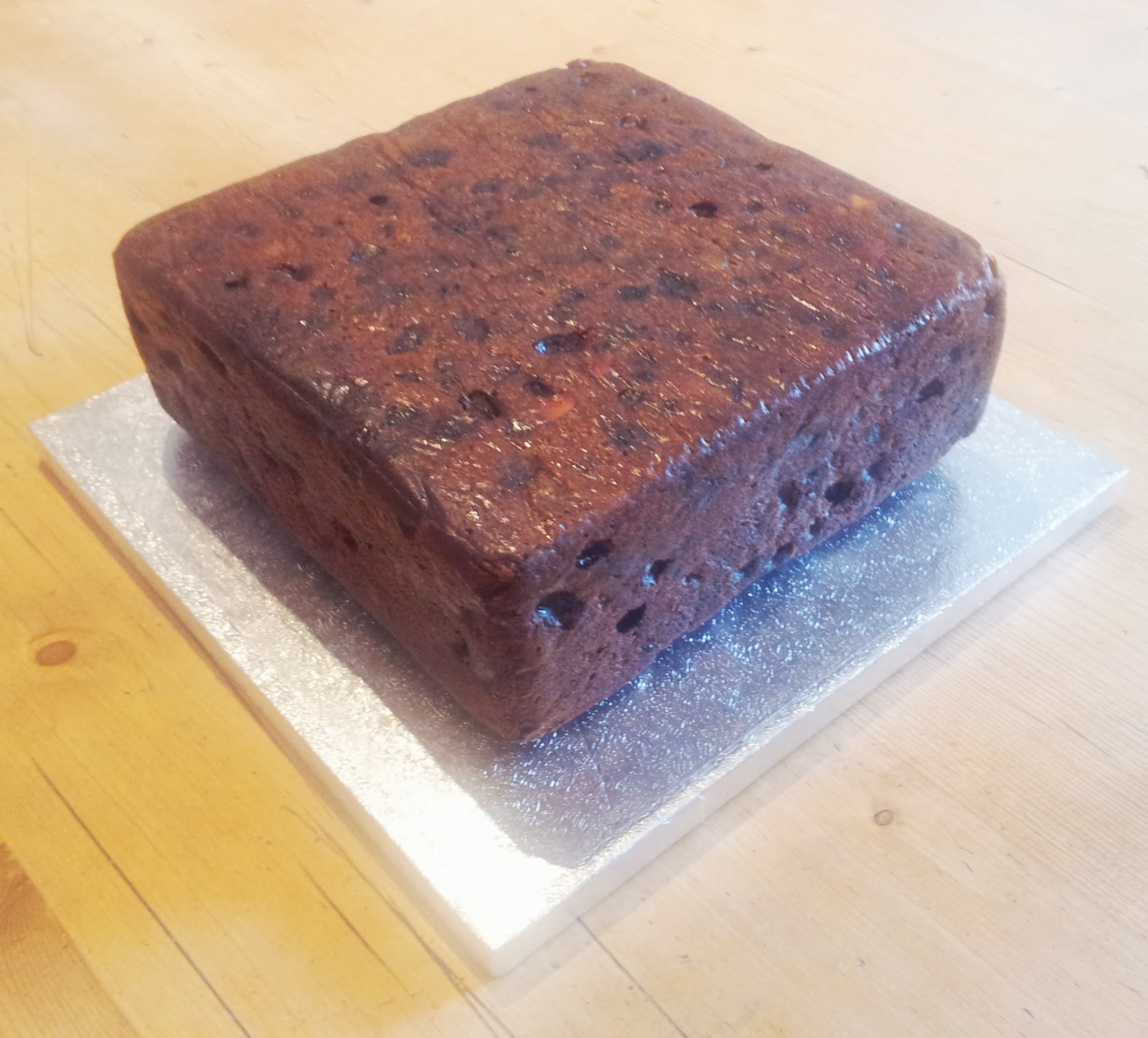 Charlie Makes Cakes Fruit Cake 7 Inch Square charlie-makes-cakes-fruit-cake-7-inch-square