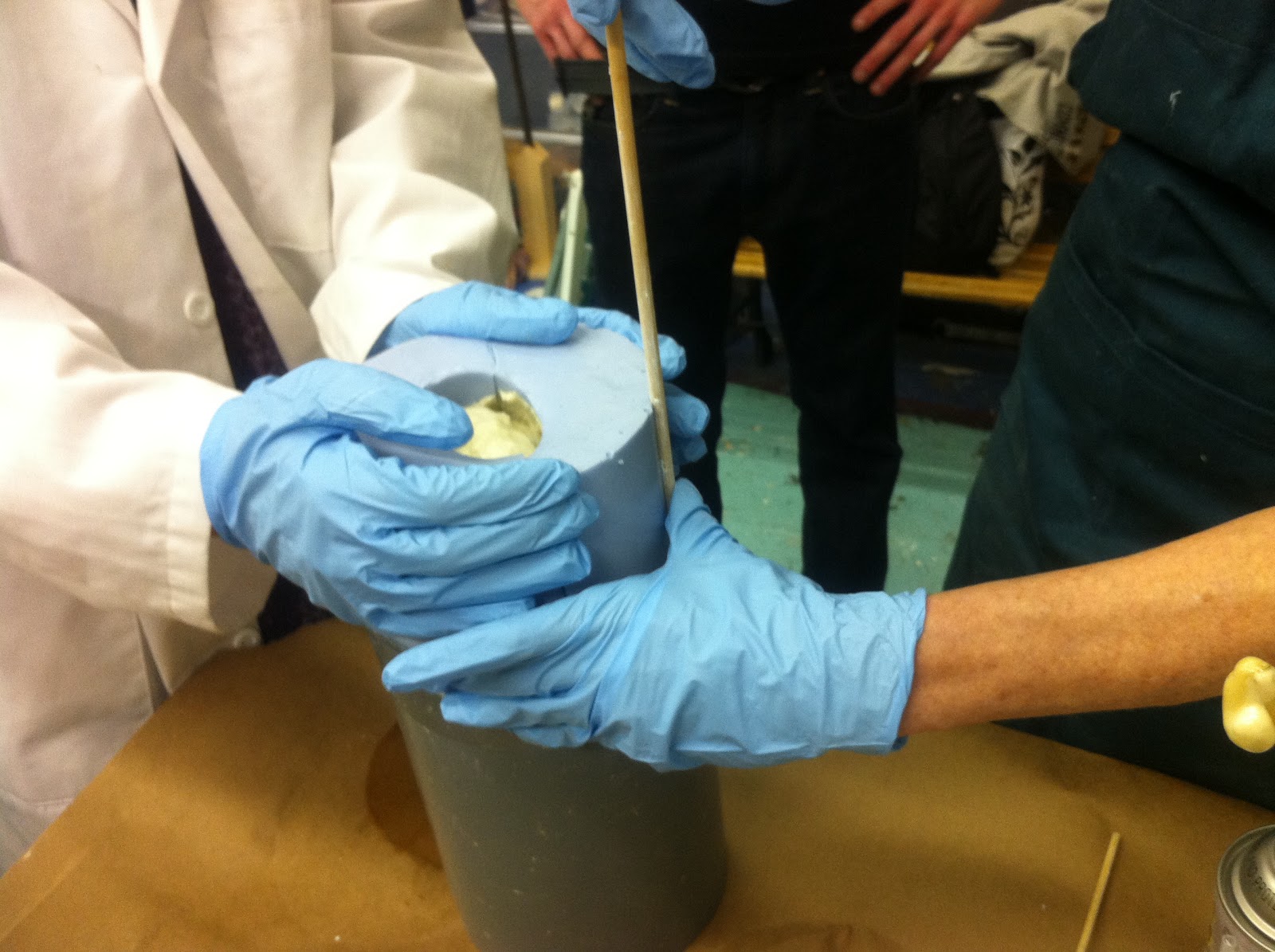 PUPPET CENTRAL Three Demos Alginate Mold, Foam Hand & Plaster One