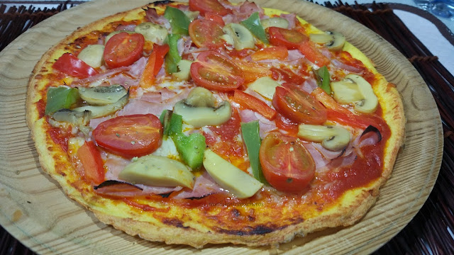 Pizza Con Base De Pollo

