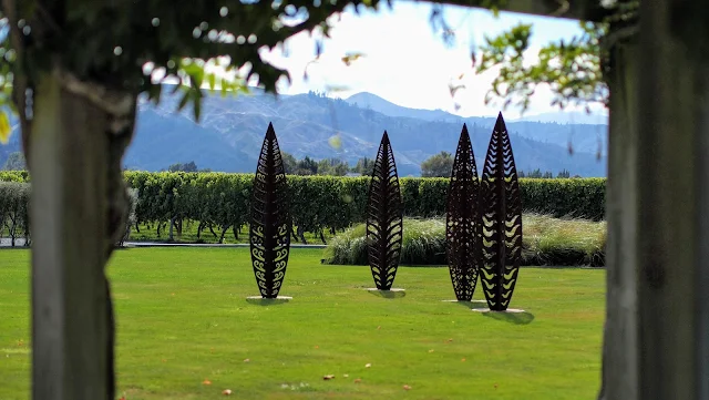 Blenheim wineries: leaf sculptures outside of Wairau River winery