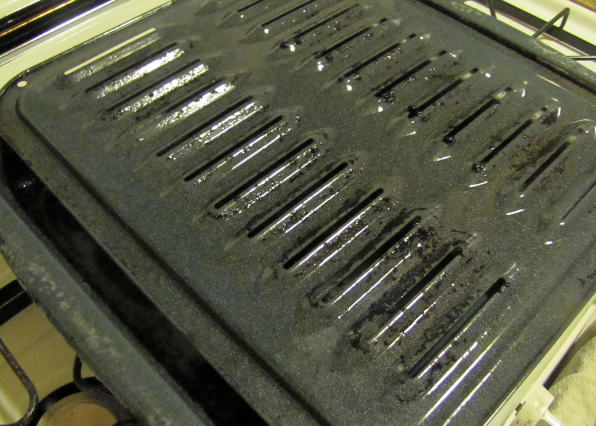 Smells Like Food in Here How to Clean a Broiler Pan and Rack