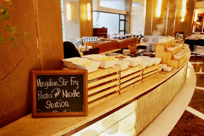 Cebu City Marriott Hotel, Garden Cafe, International Lunch Buffet, Hotel Buffet, Eat all you can Restaurant in Cebu, Prime Rib, Deep Fried Mixed Fruits, Nico Velasquez, Brennan Mercado, Basta Bisaya, Promo Price