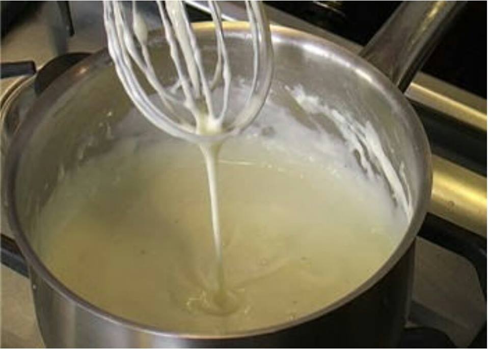 طريقة تحضير صلصة البشاميل ساهلة وناجحة مولاتي موقع نسائي مغربي يهتم بالمرأة المغربية وأخبار الأسرة و المجتمع