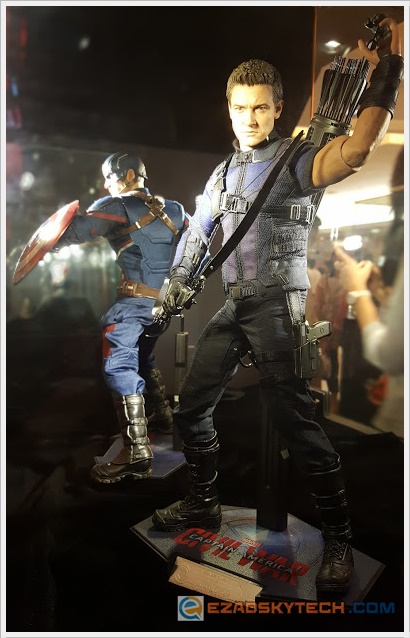 #TeamCap - Captain America & Hawkeye