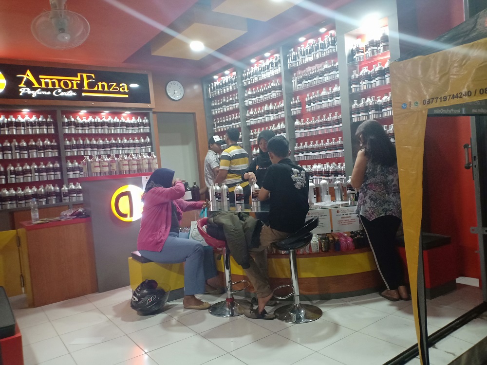 DESAIN TOKO PARFUM BUDGET MURAH HASIL MEWAH Distributor Bibit Parfum
