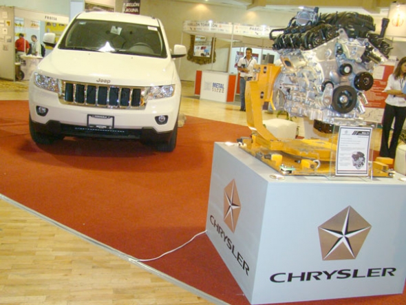 Blog merkarros.com: CHRYSLER DE MÉXICO CELEBRA SU MOTOR 10 MILLONES