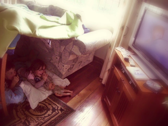Indoor Forts for rainy day fun
