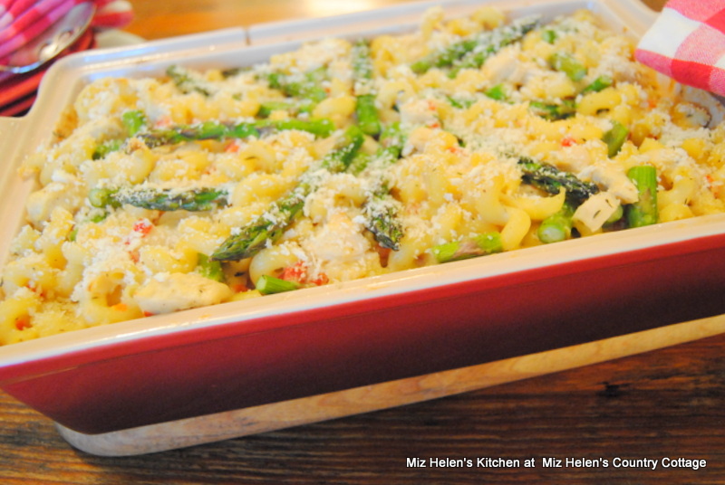 Chicken Asparagus Pasta Bake