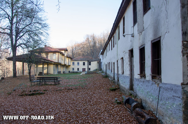 Конаци - манастир Св. Ана во близина  на село Маловиште