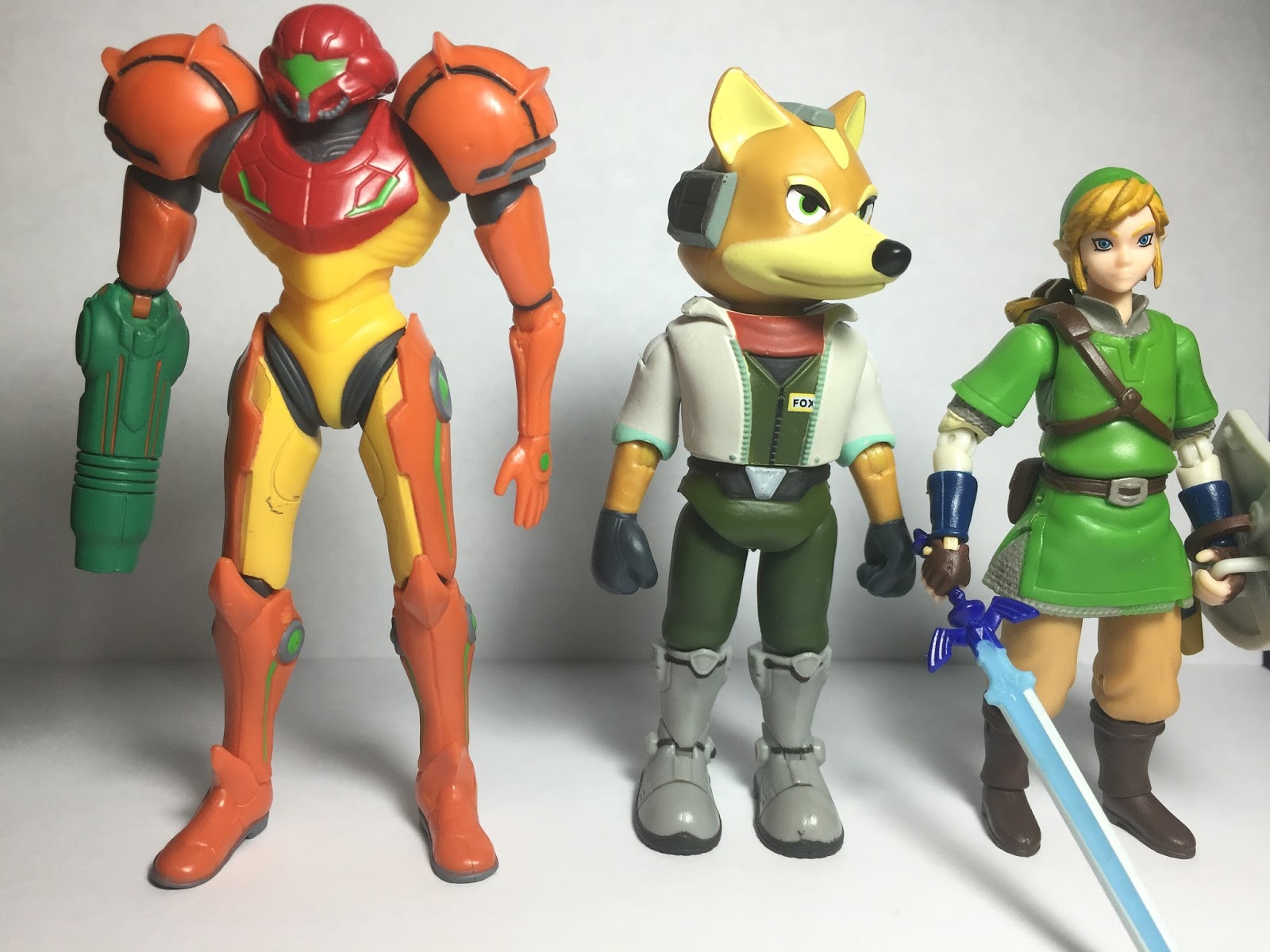 On the Shelf World of Nintendo Fox McCloud Review