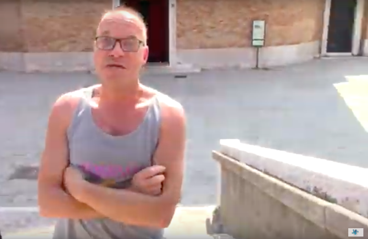 Abusi Malcostumi Segnalazioni Etc Super Lavoro Da Blogger Da Giovedi Quasi Un Aggressione Al Giorno Da Mario Penzo E Oggi Ciliegina Anche Dal Padre Armando