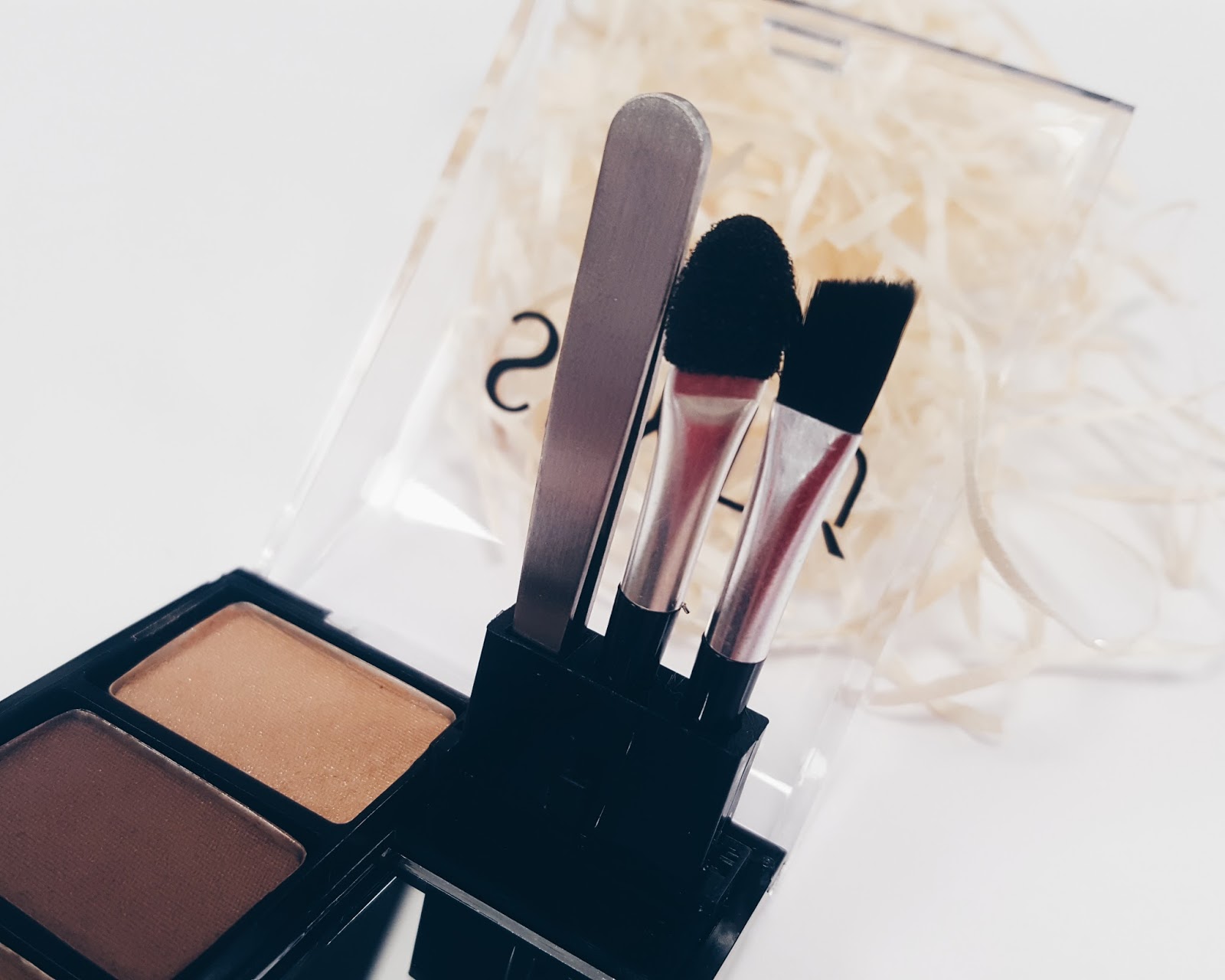 INTENSIFICANDO LA MIRADA CON SEYTÚ COSMETICA THE WORLD INTENSIFICANDO LA MIRADA CON SEYTÚ COSMETICA THE WORLD