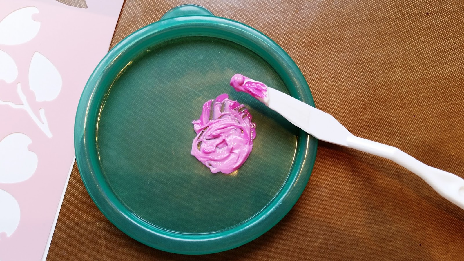 Kim Lawson Art Molding Paste Magic