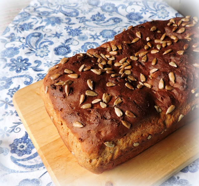 Easy No Knead Rye Bread