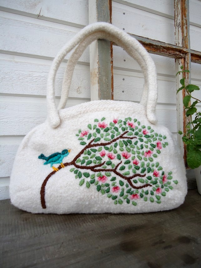 Knit 'n Pearl: Magnolia Hand Bag