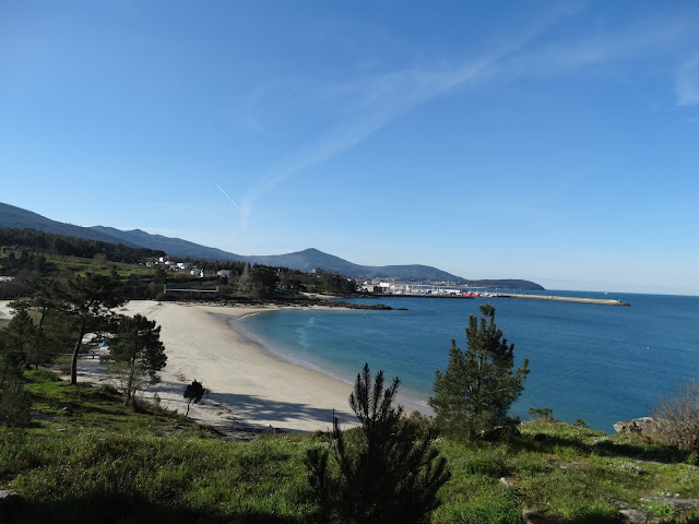 Playa de las Gaviotas o playa de Ornanda en Porto do Son