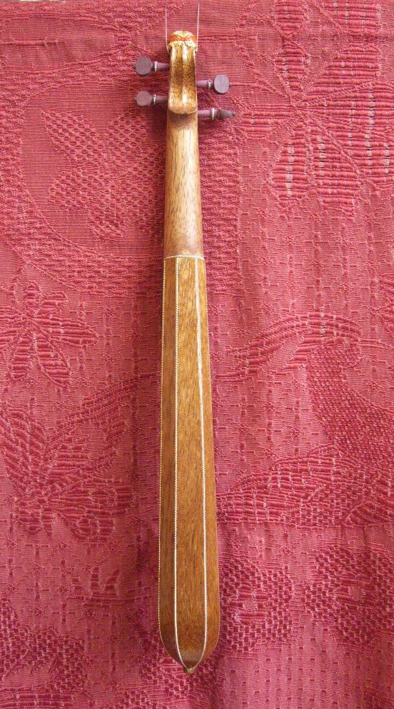 Viola da gamba, violone Pochette, kit or dancing master`s violin.