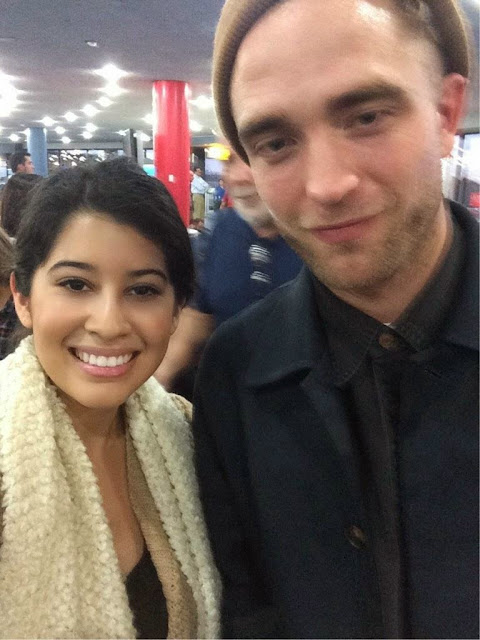 11 Noviembre - Nueva foto fan de Rob en el aeropuerto hoy!!! B2MY00HCEAESO9c