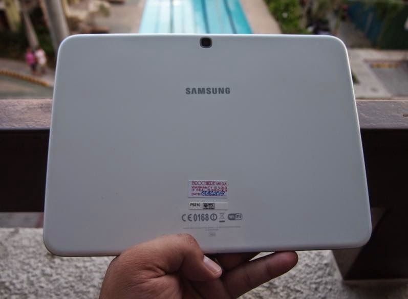Samsung Galaxy Tab 3 10.1 Unboxing, Preview And Initial Impression Back 