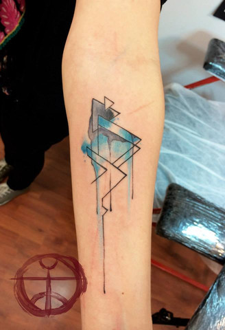PIRÂMIDES DESENHO GEOMÉTRICO