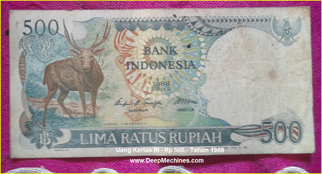 Mata Uang Kertas RI Rp 500,- Keluaran Tahun 1988 (Depan) Gambar Mata Uang Kertas RI Rp 500,- Tahun 1988 bergambar Kijang/ Menjangan