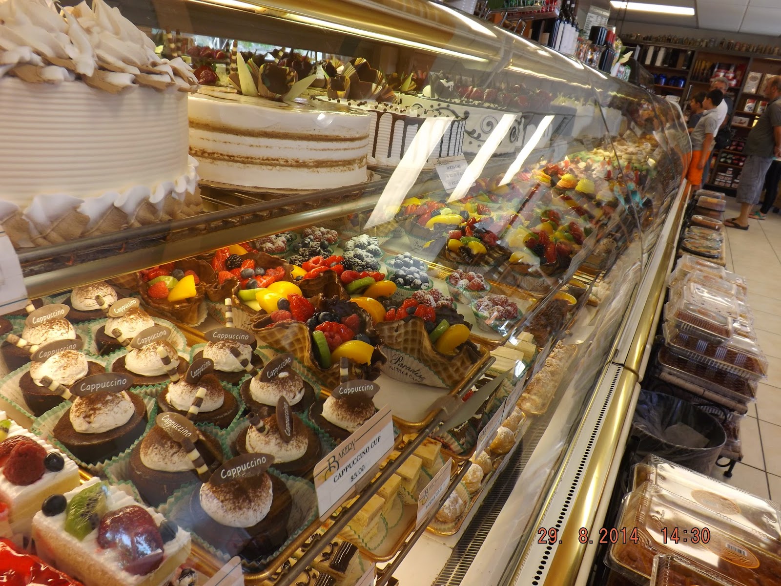 Up to Speed Paradise Cafe and Bakery, Glendale California