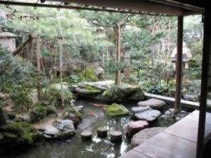 Desain Taman Rumah Ala Jepang Area Perkebunan Luas Sedikit Kita