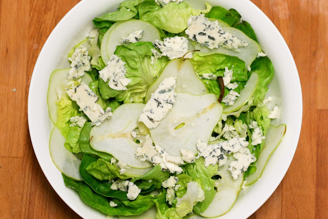 Pear, Walnut and Blue Cheese Salad