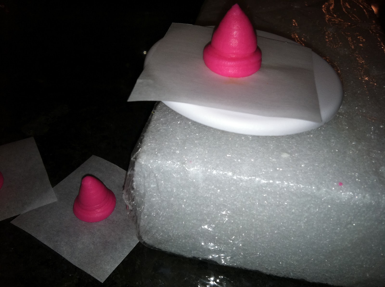 The Iced Queen Piping Roses with StarCut Tip 64