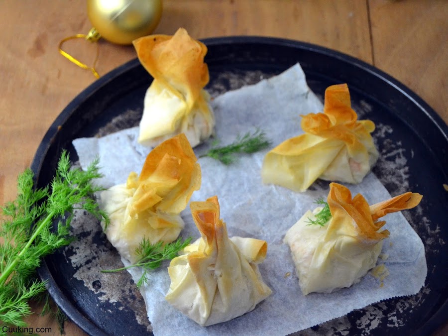 Saquitos de philo con salmón y Philadelphia