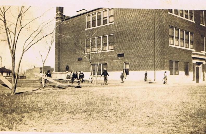 PLEVNA PLACES Plevna School, ca 1920'a