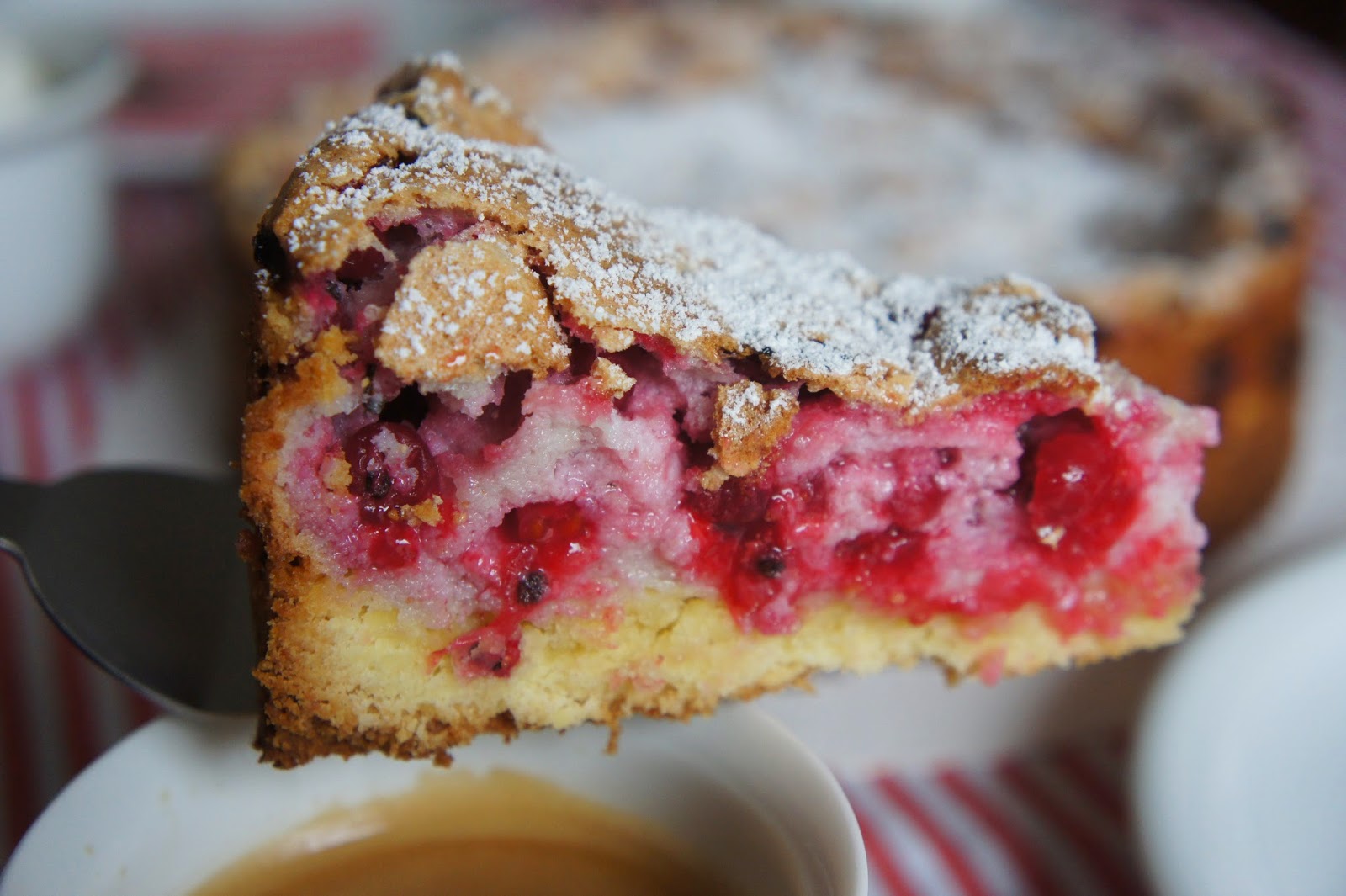 REZEPT: Johannisbeer-Baiser-Kuchen ♥ Ein glutenfreier Blog