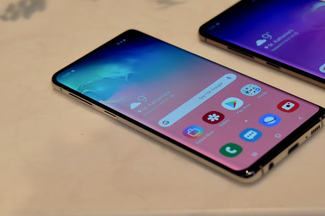 Daftar Smartphone Terbaik Untuk Android Q 2019 - Samsung