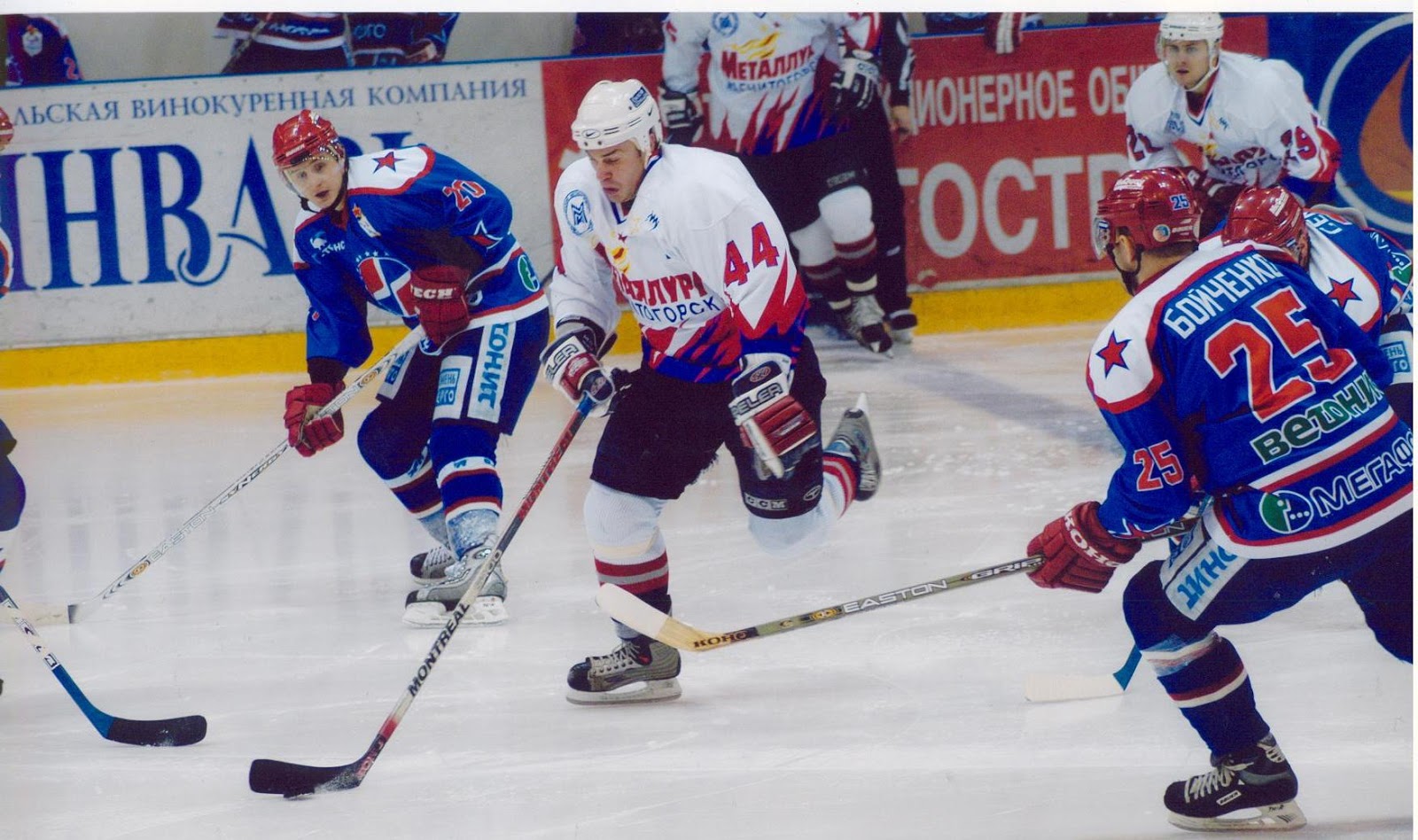 Канаду начали покорять с Запада Суперсерия. Канада WHL — Россия U20 — 2:3 ОТ (1:1, 0:0, 1:1, 0:1) Канаду начали покорять с Запада Суперсерия. Канада WHL — Россия U20 — 2:3 ОТ (1:1, 0:0, 1:1, 0:1)