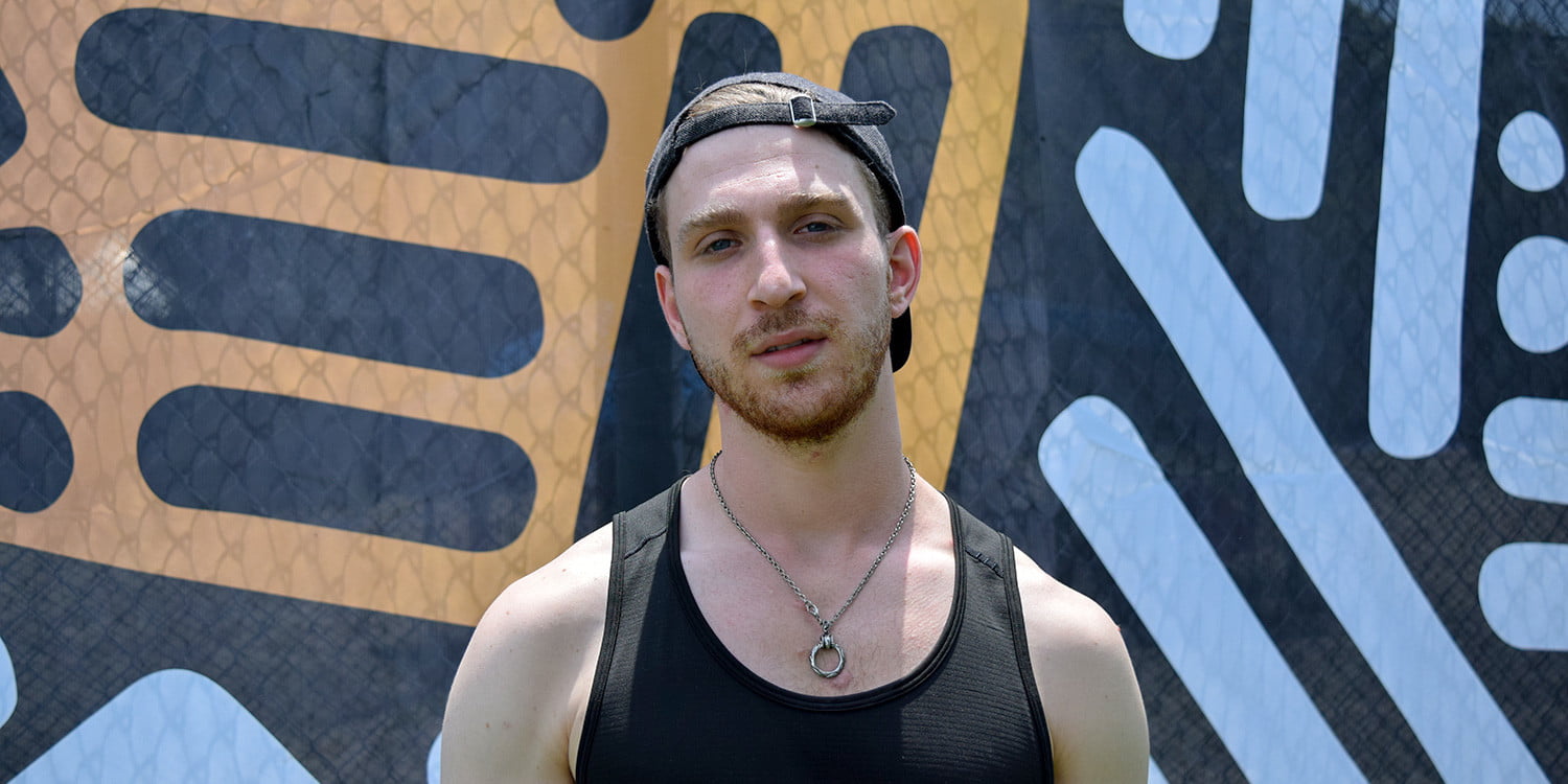 ¿Quien es Two Feet?