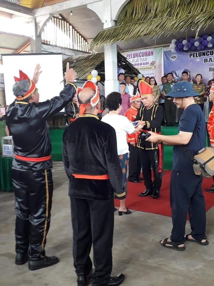 Alkitab Berbahasa Tontemboan Resmi Di Luncurkan.