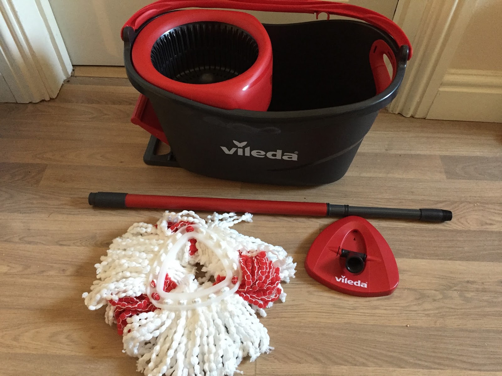 Vileda Easy Wring Clean Turbo mop and bucket (review) - Steph's