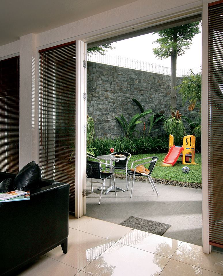 Desain Teras Belakang Rumah Model Minimalis Kumpulan Gambar Lucu dan Unik