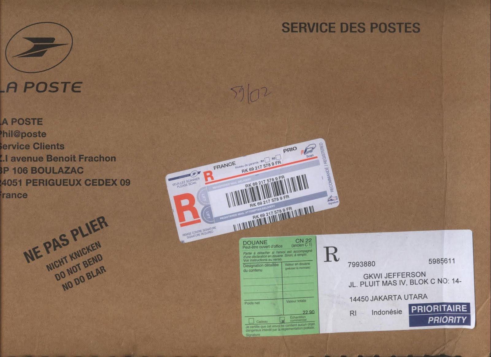 MAIL NEVER STOPS.....: Cover from France Post