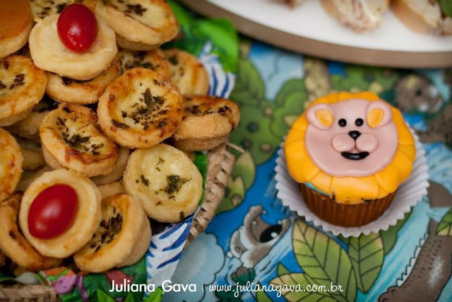 Kara s Party Ideas Rainforest Jungle Birthday Party  - 13