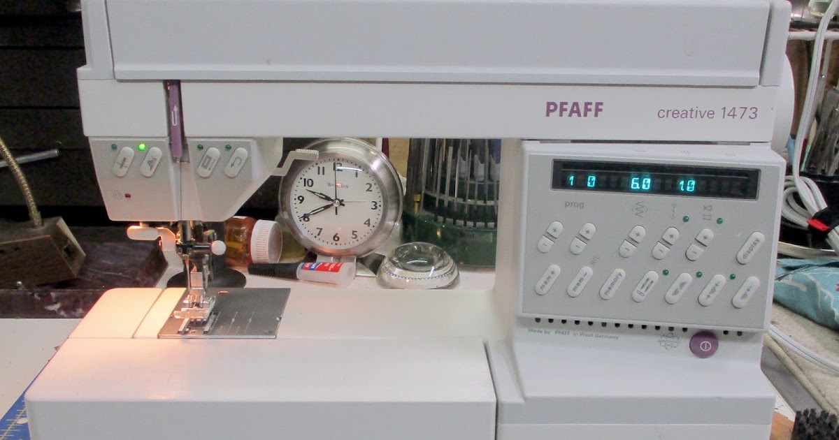 MI Vintage Sewing Machines Pfaff 1473 (Late 1980s)