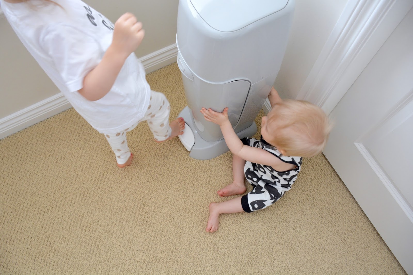 The Pampered Baby Diaper Genie Elite {Review + Giveaway}