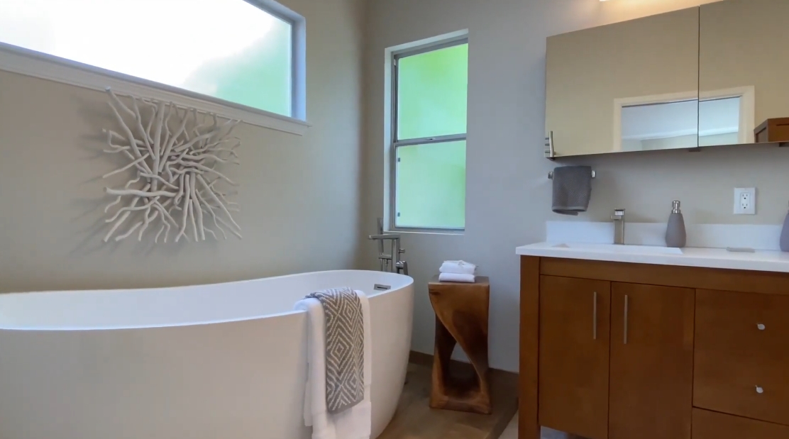 Tour 2 Courtney Ln, Mill Valley, CA vs. 17 Interior Design Photos